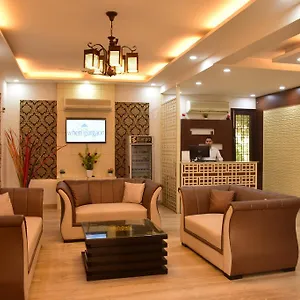 When In Gurgaon - Service Apartments, Near Medanta Medicity Hotel Delhi (National Capital Territory of India)